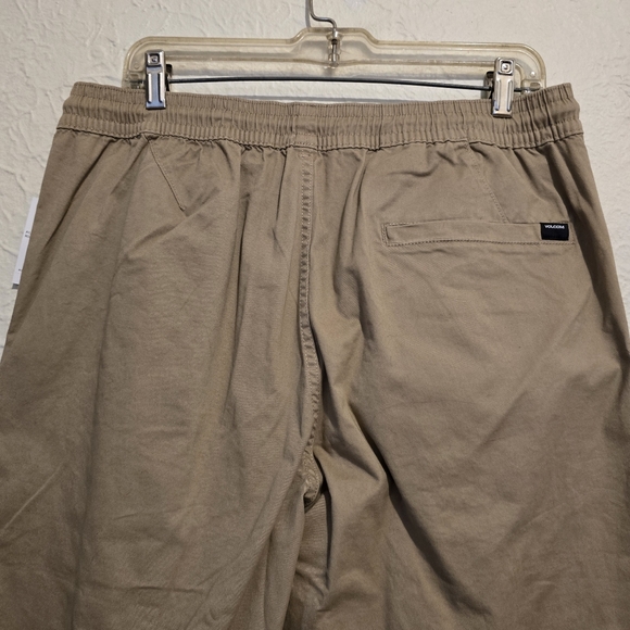 VOLCOM Mens Khaki Jogger Pant Sinched Cuff Stretch Waistband Casual Gorp Size L - Picture 15 of 15